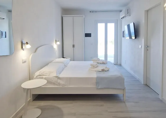 Perla Blu Tropea לינה וארוחת בוקר סנטה דומניקה