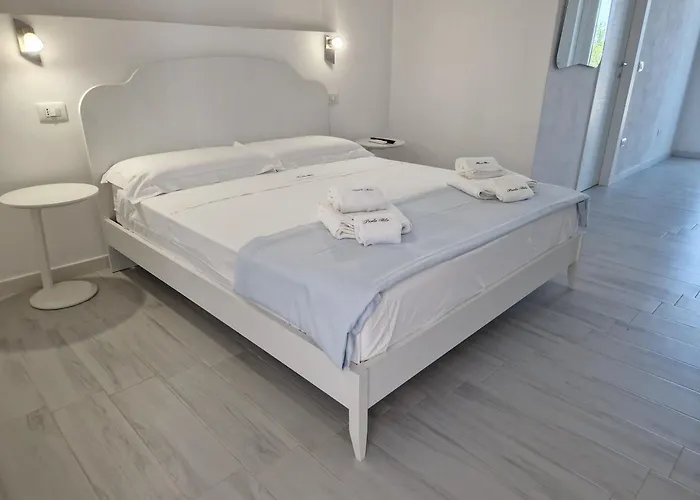 Perla Blu Tropea 4* סנטה דומניקה