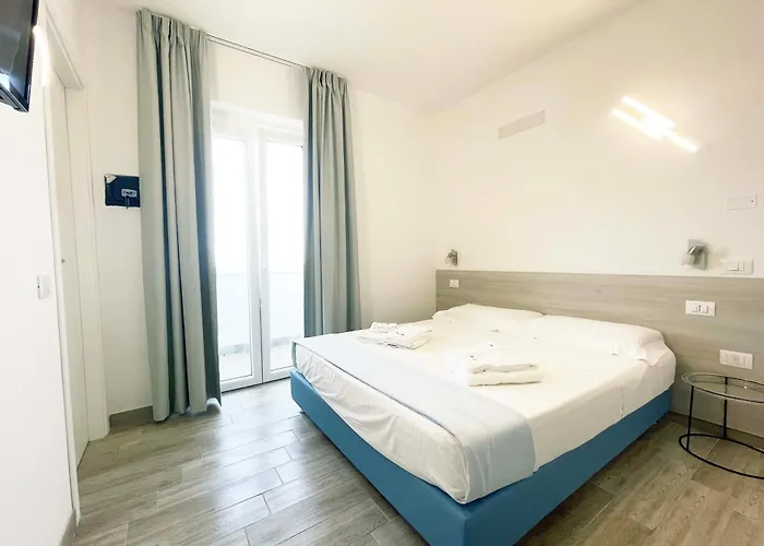 Perla Blu Tropea 4*