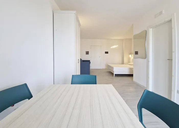 Perla Blu Tropea 4* 산타도메니카